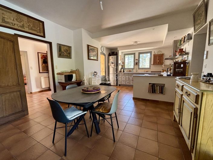 Image No.9-4 Bed House for sale