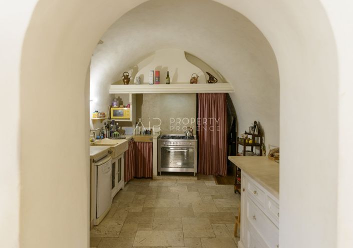 Image No.10-4 Bed House for sale