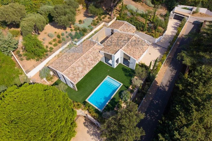 Image No.18-3 Bed House for sale