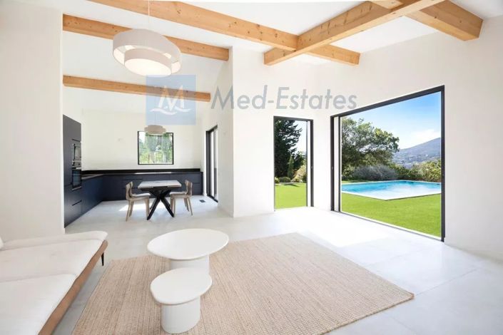 Image No.4-3 Bed House for sale