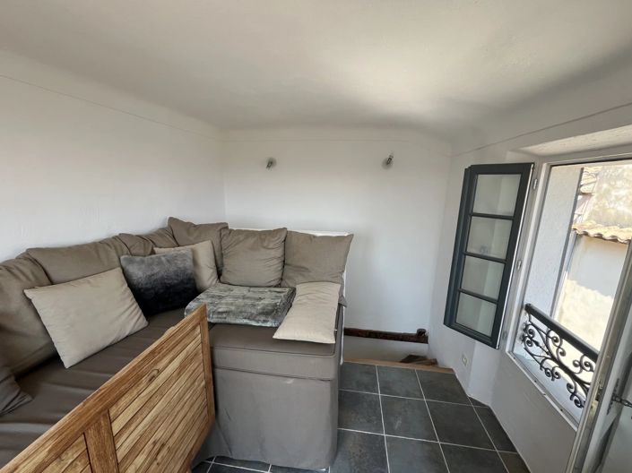 Image No.19-2 Bed House for sale