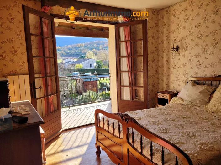 Image No.7-4 Bed House for sale
