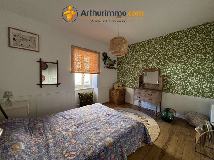 Image No.4-6 Bed House for sale