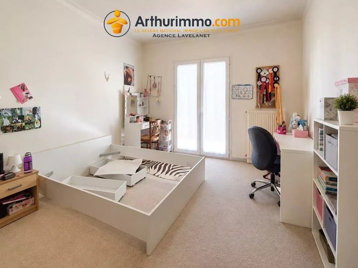Image No.5-4 Bed House for sale