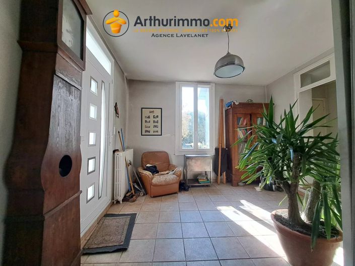 Image No.2-3 Bed House for sale