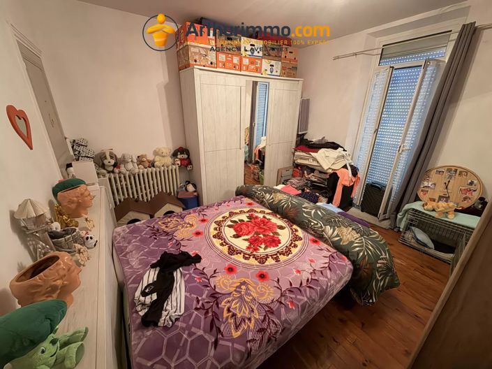 Image No.11-3 Bed House for sale