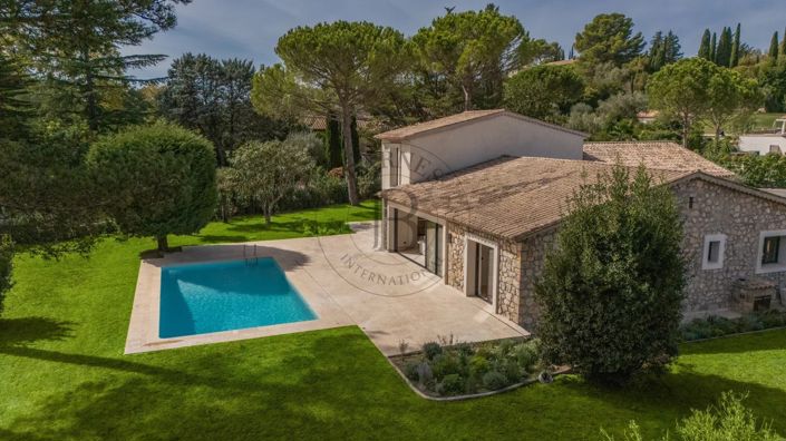 Image No.17-5 Bed House for sale