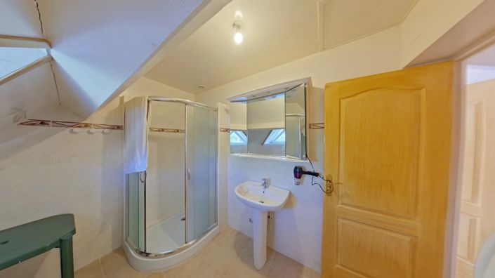 Image No.14-4 Bed House for sale