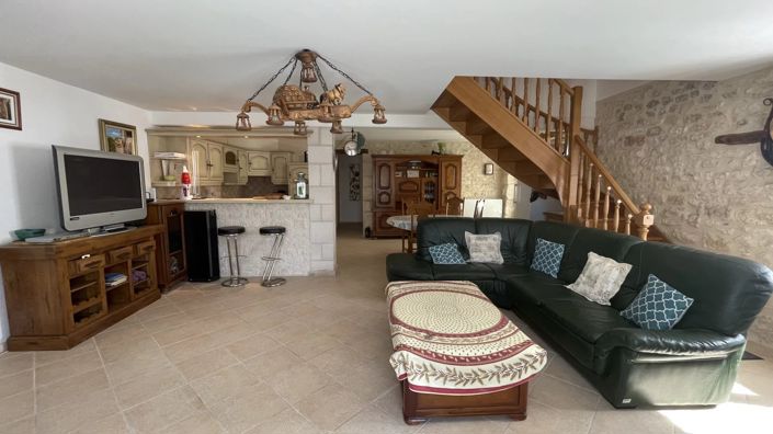 Image No.4-4 Bed House for sale