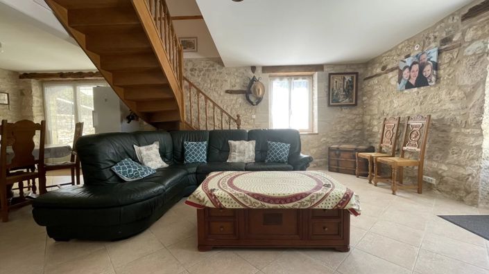 Image No.5-4 Bed House for sale