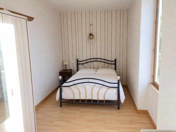 Image No.10-4 Bed House for sale