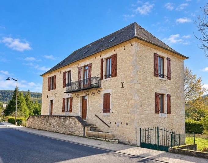 Image No.15-4 Bed House for sale