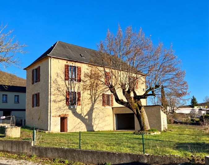 Image No.16-4 Bed House for sale