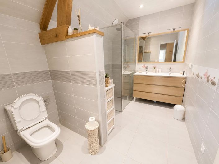 Image No.16-4 Bed House for sale