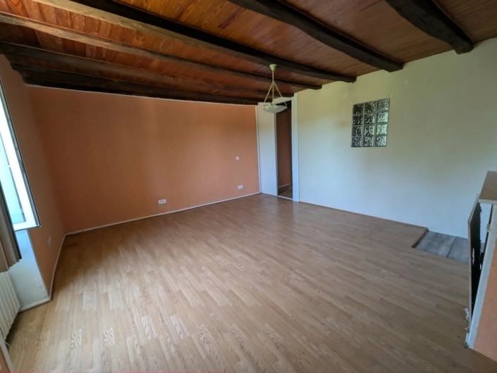 Image No.15-3 Bed House for sale