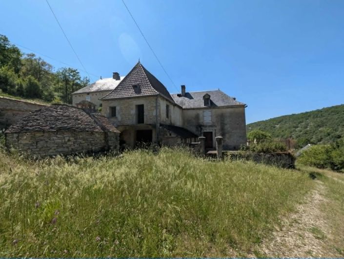 Image No.17-3 Bed House for sale