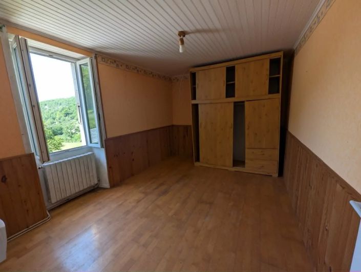 Image No.19-3 Bed House for sale