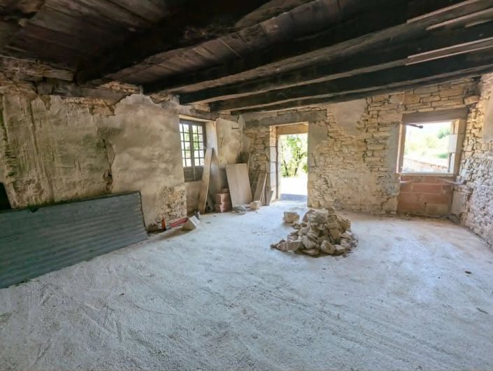 Image No.24-3 Bed House for sale