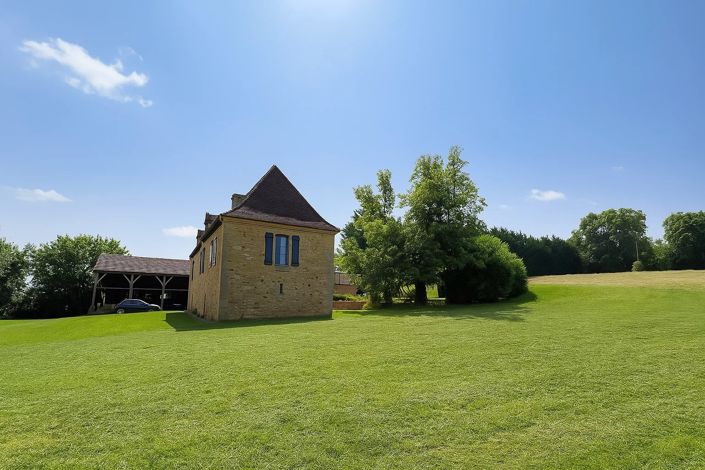 Image No.17-3 Bed House for sale
