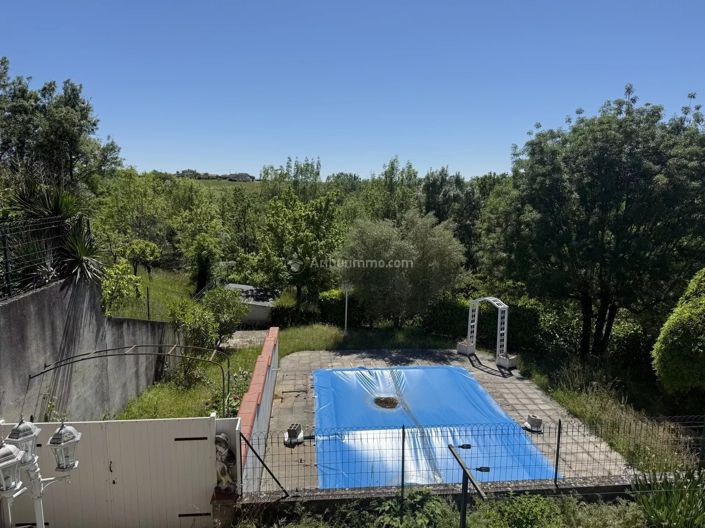 Image No.2-3 Bed House for sale