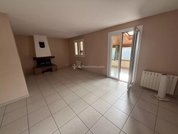 Image No.7-3 Bed House for sale
