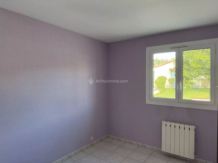 Image No.8-3 Bed House for sale
