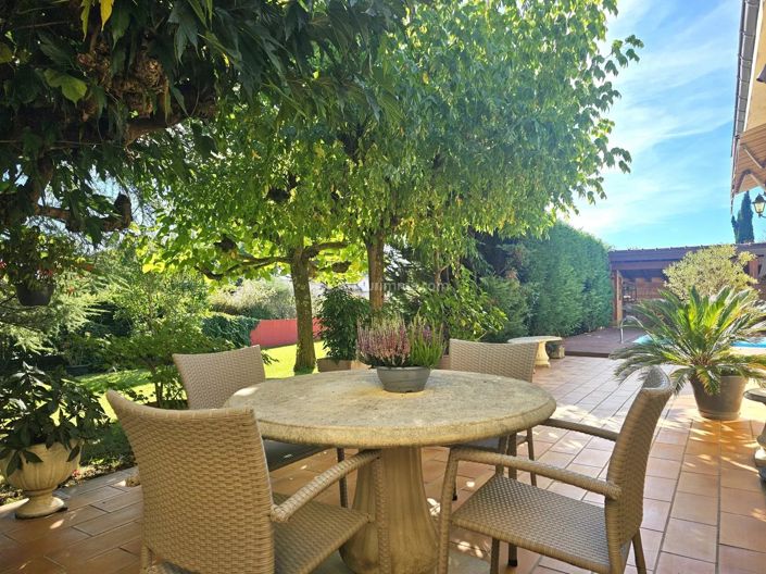 Image No.14-5 Bed House for sale