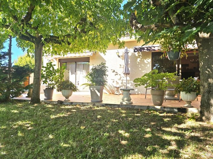 Image No.15-5 Bed House for sale
