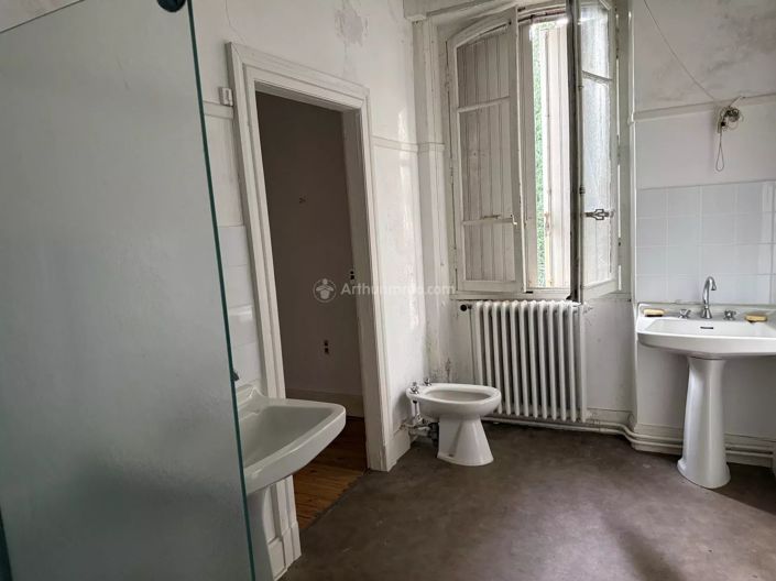Image No.20-Propriété de 5 chambres à vendre
