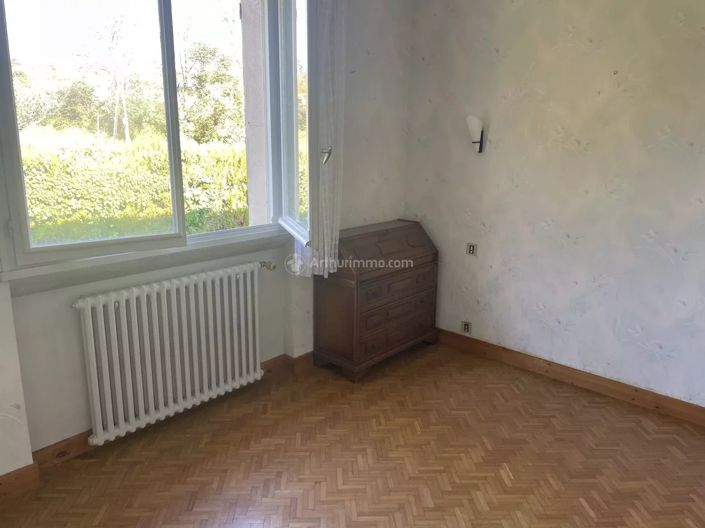 Image No.9-4 Bed House for sale
