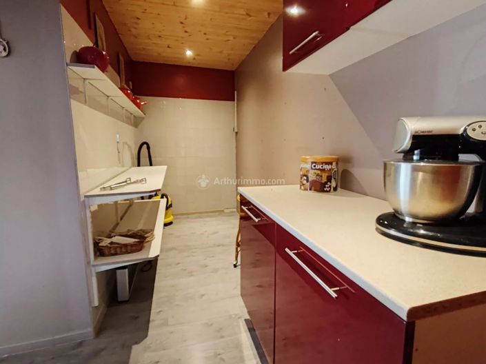 Image No.17-4 Bed House for sale