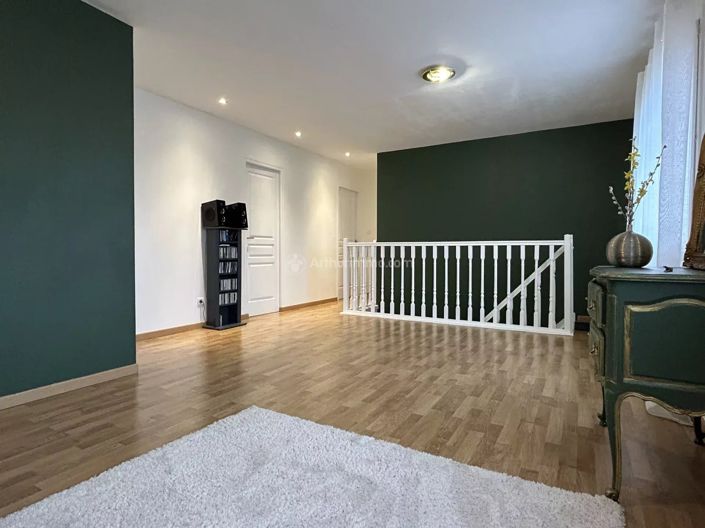 Image No.14-4 Bed House for sale