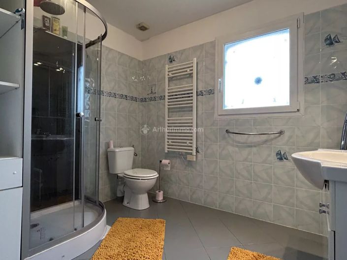 Image No.8-4 Bed House for sale