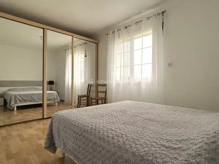 Image No.9-4 Bed House for sale