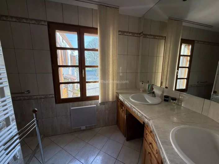 Image No.23-5 Bed House for sale
