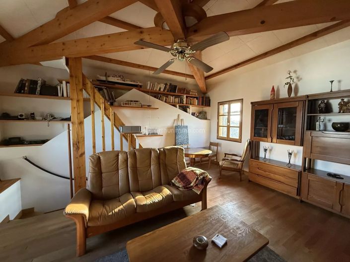 Image No.25-5 Bed House for sale