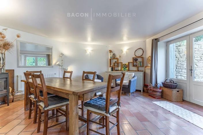 Image No.7-4 Bed House for sale