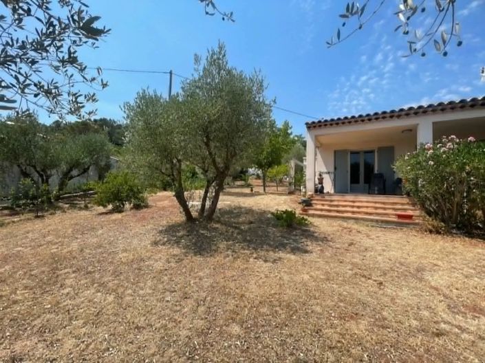 Image No.11-3 Bed House for sale