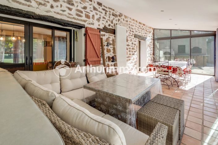 Image No.6-4 Bed House for sale