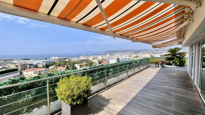 Image No.15-3 Bed Apartment for sale