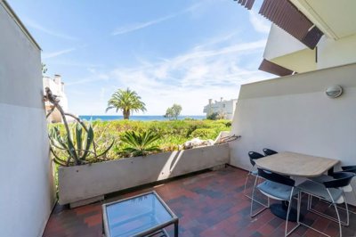 1 - Var, Apartamento