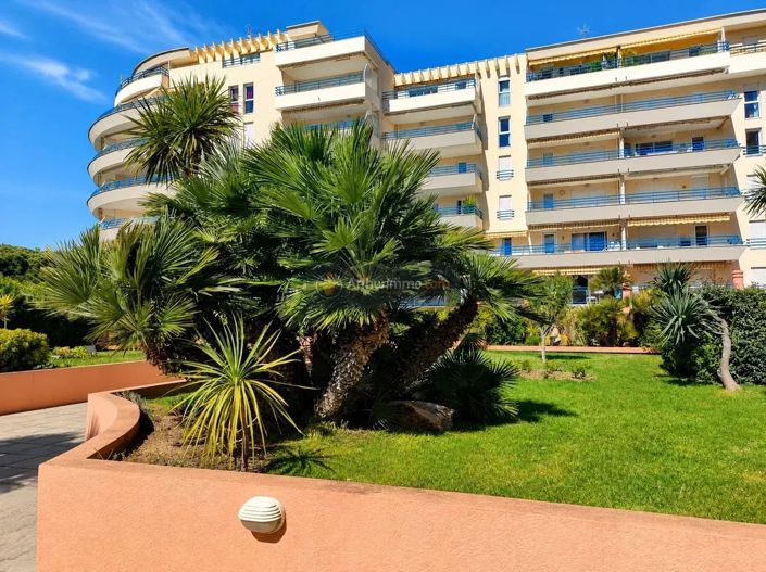 Image No.9-1 Bed Apartment for sale