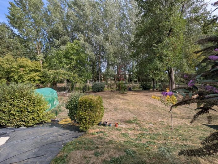 Image No.8-4 Bed House for sale