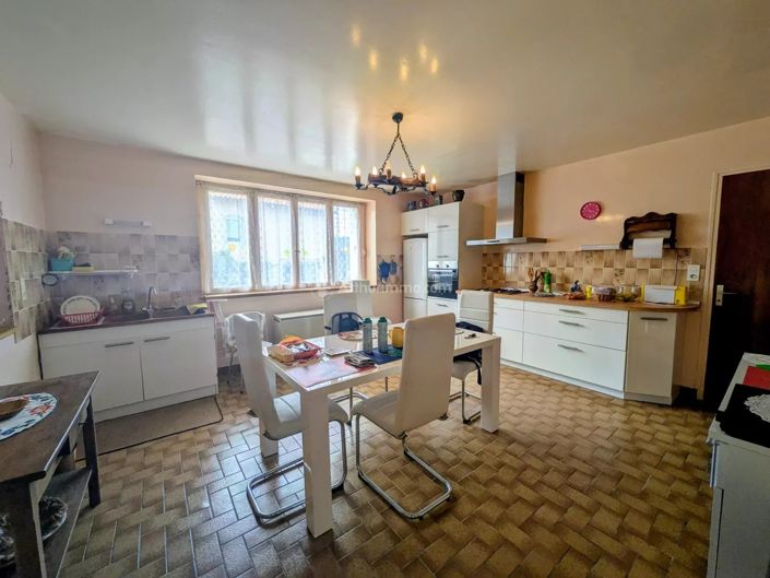 Image No.5-4 Bed House for sale