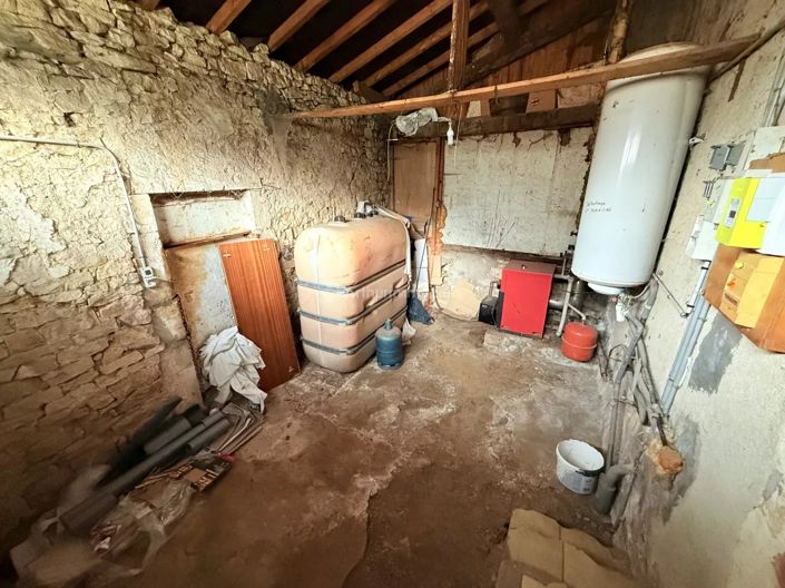 Image No.19-6 Bed House for sale