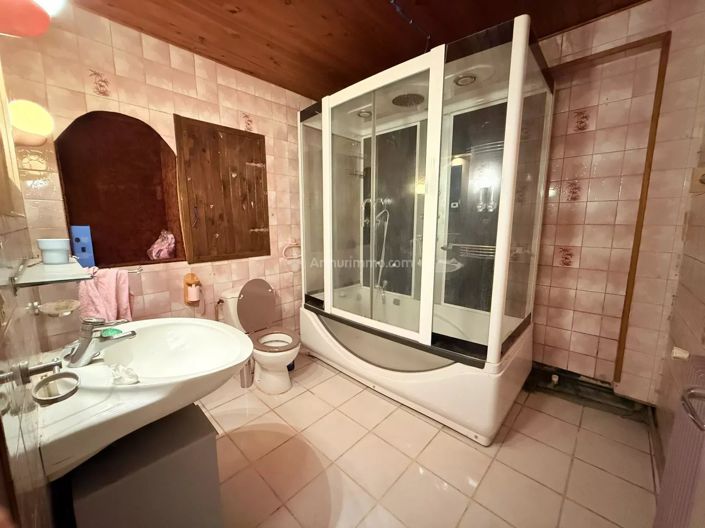 Image No.7-6 Bed House for sale