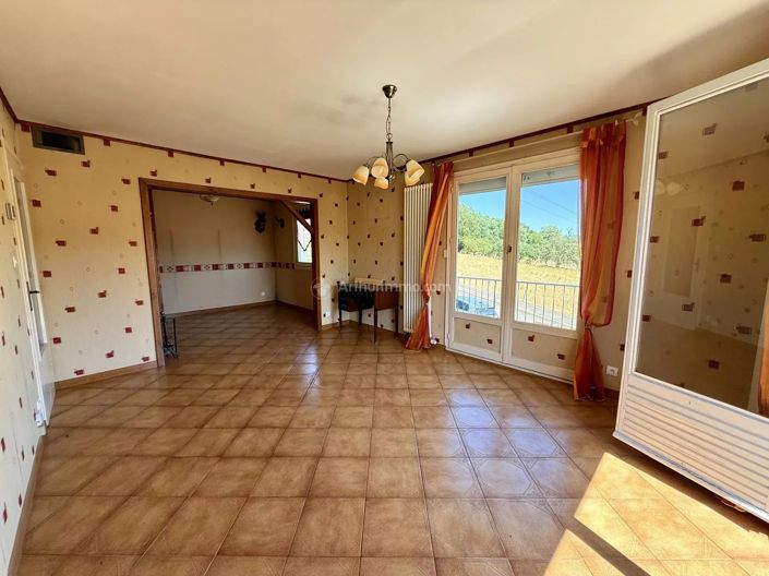Image No.5-5 Bed House for sale