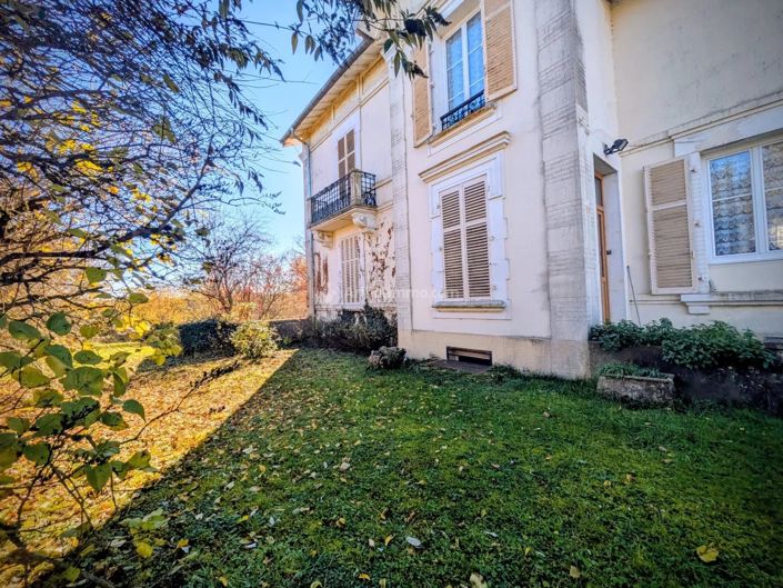 Image No.5-5 Bed House for sale