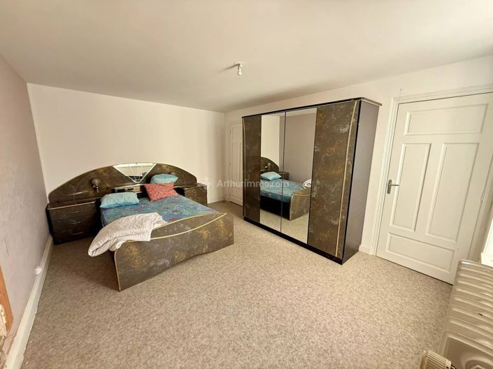 Image No.7-3 Bed House for sale
