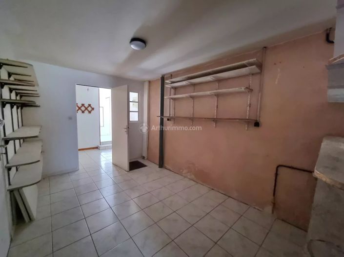 Image No.14-3 Bed House for sale